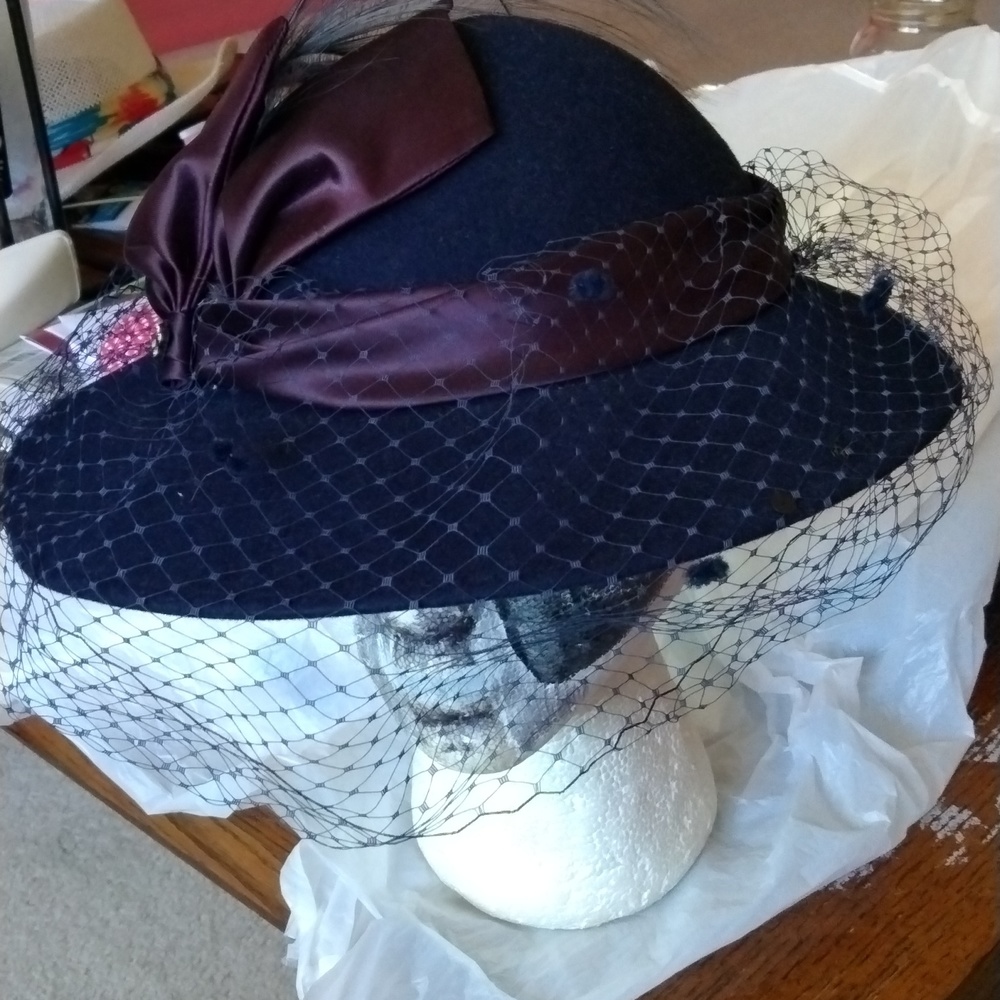 Mr Charles wool net, satin bow, semi precious stone feather band 1SZ $49+scarf